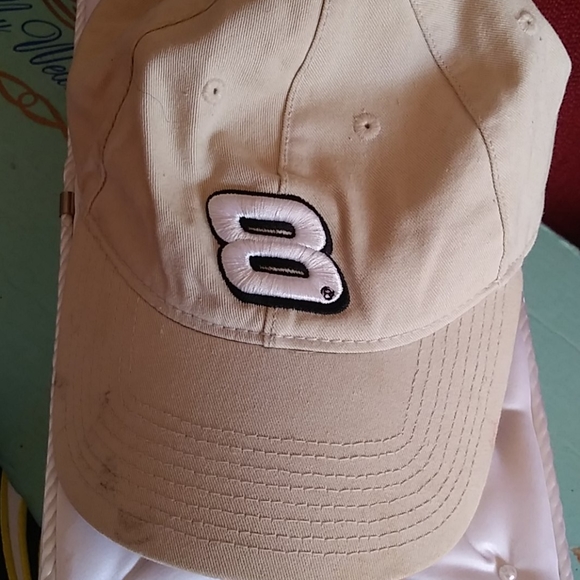 Dale Jr.#8 NASCAR vintgage $28 onesize + free hat - Picture 5 of 7